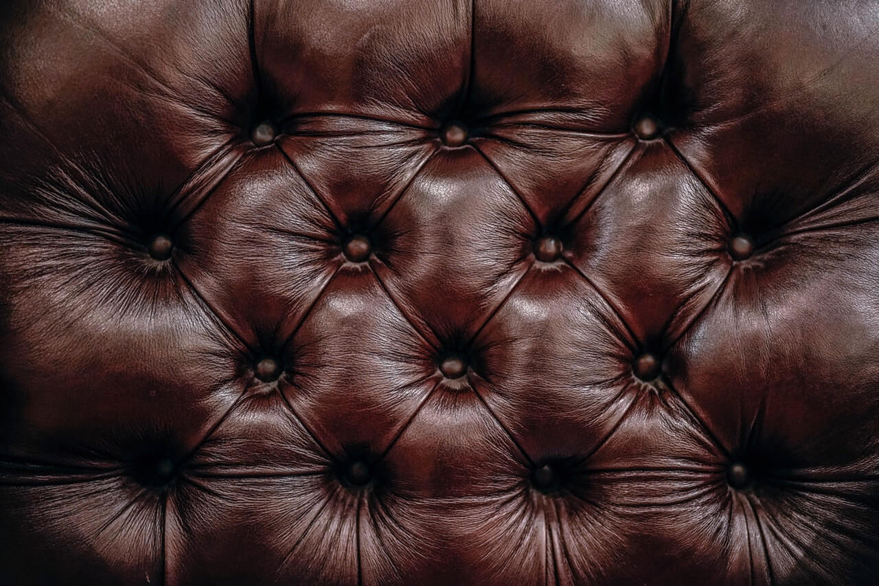 chesterfield leather (1)