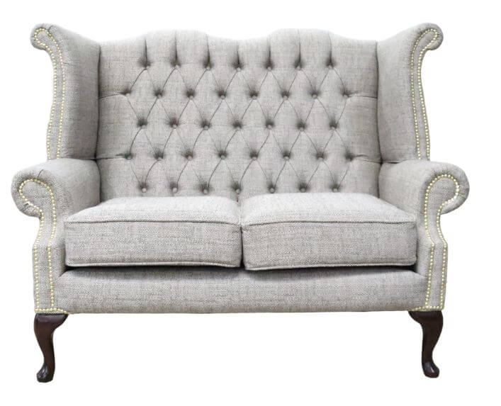Chesterfield Sofa and Armchair - What Not to Do for a Happy Relationship  %Post Title