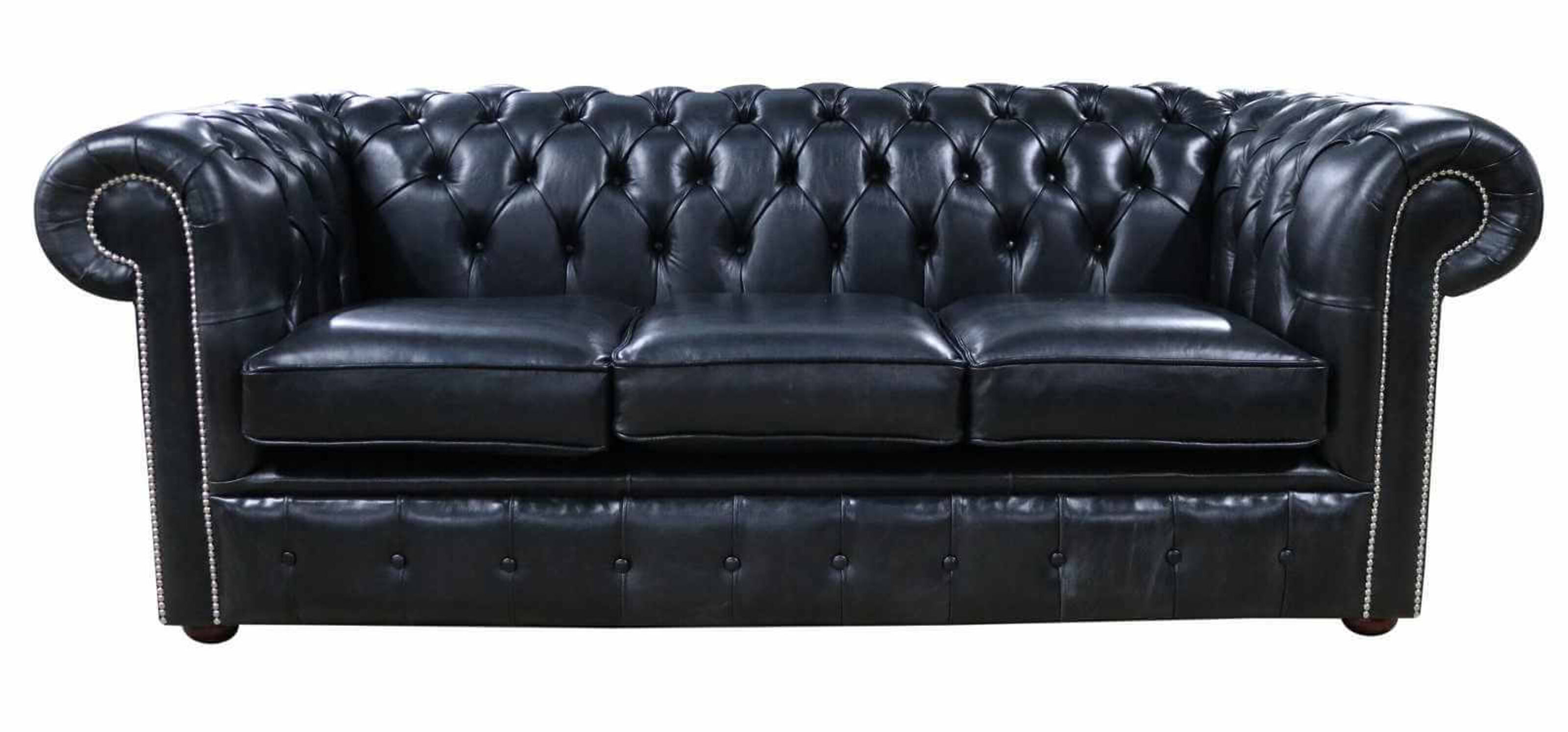 Classic Comfort Discovering the Chesterfield English Sofa  %Post Title