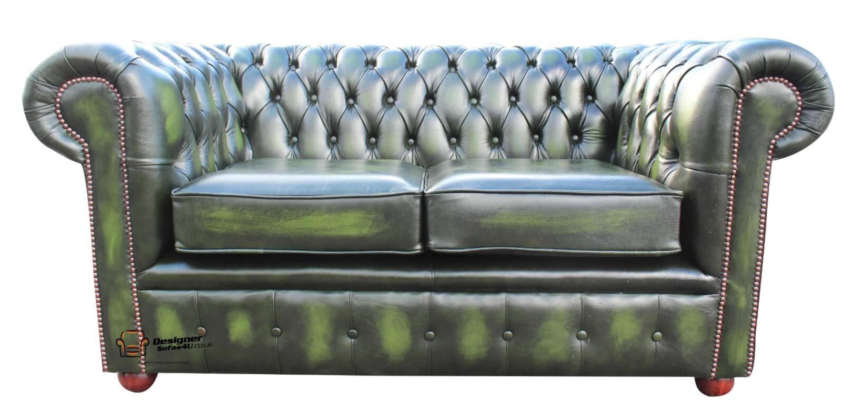 Display to Delight: Exploring Ex-Display Chesterfield Sofas for Your Home  %Post Title