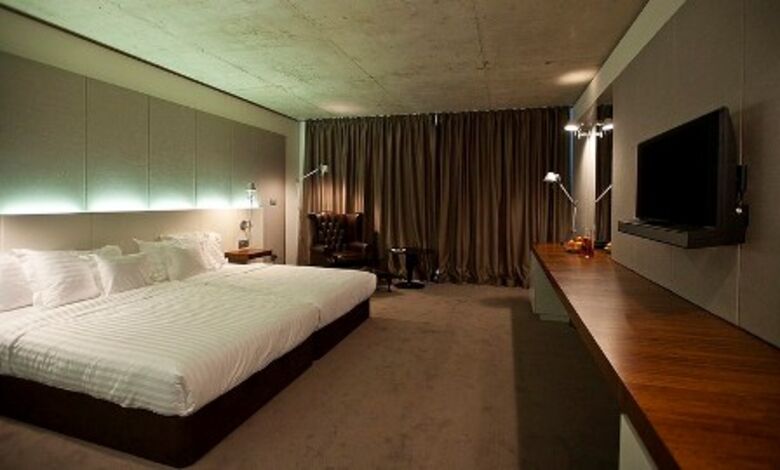 Chesterfield Leather Ann Chair for Hotels by Designer Sofas 4U