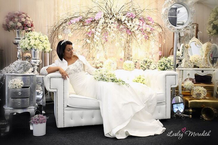 White Chesterfield Sofa for Wedding Venue by Designer Sofas 4U