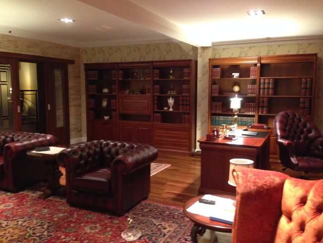 Chesterfield Sofa Suites and Chairs By Designer Sofas 4U  poza 33