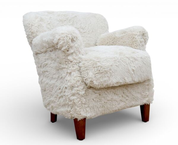 Maldhari Faux Fur Accent Chair – Plush Cream Lounge Armchair