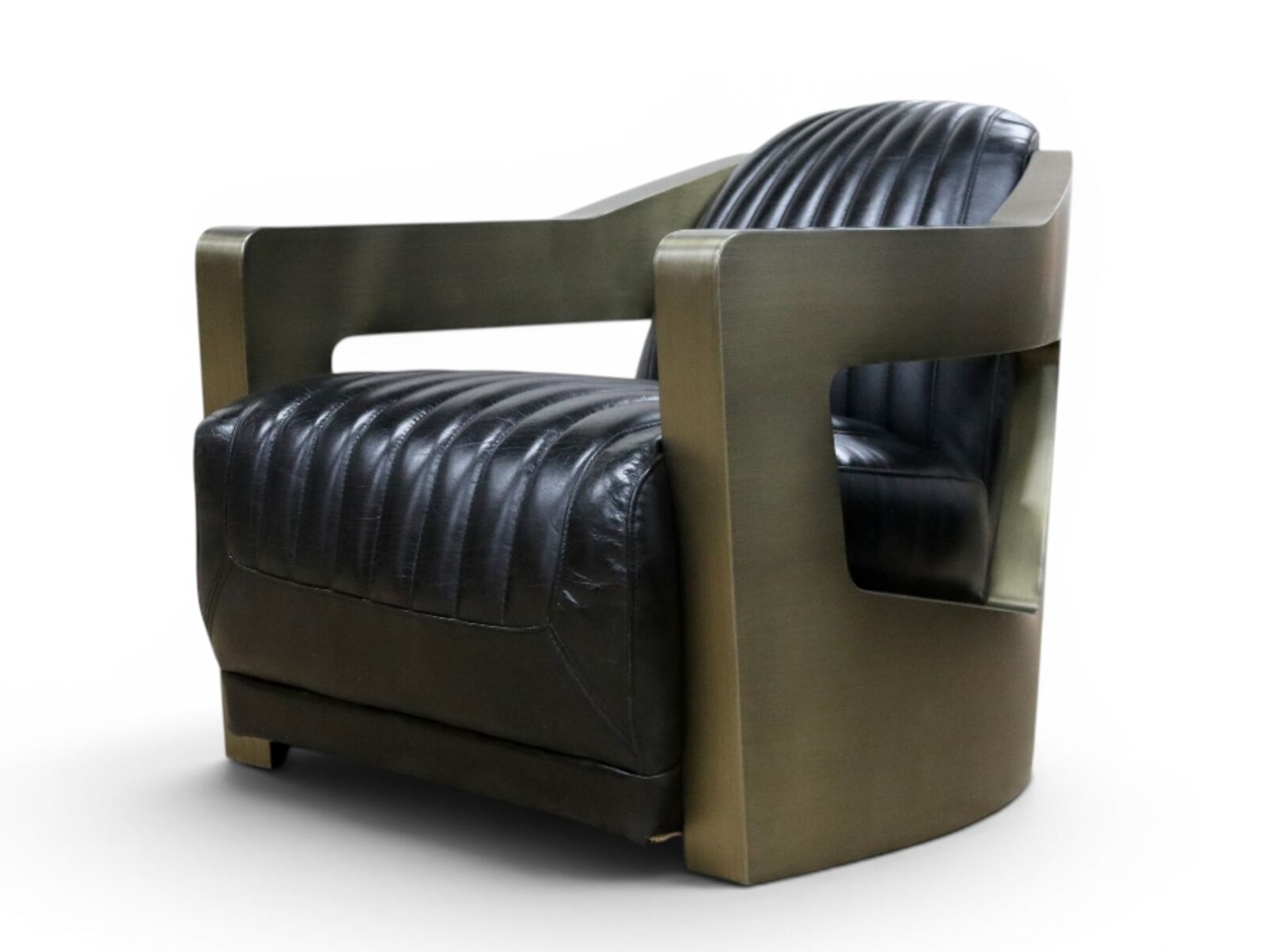 Man Cave Aviator Antique Brass Luxury Vintage Black Leather Armchair