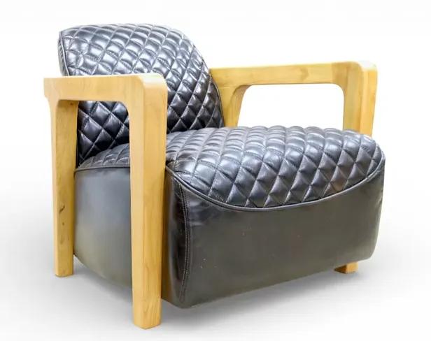 Premium Quilted Leather & Solid Wood Armchair – Modern Lounge Chair