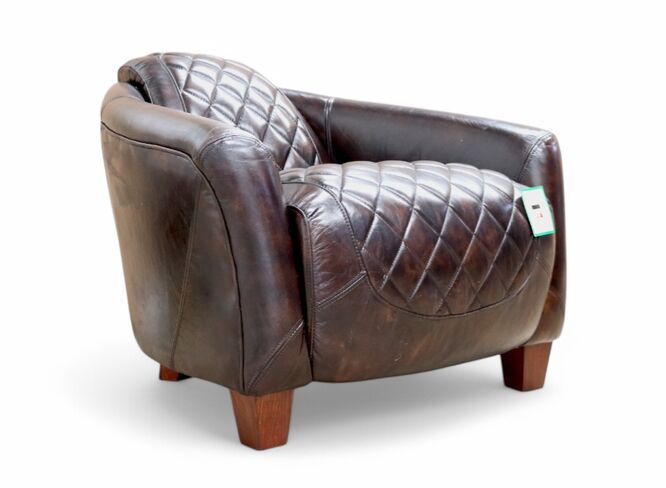 Vintage Quilted Leather Tub Chair – Distressed Tobacco Brown Armchair