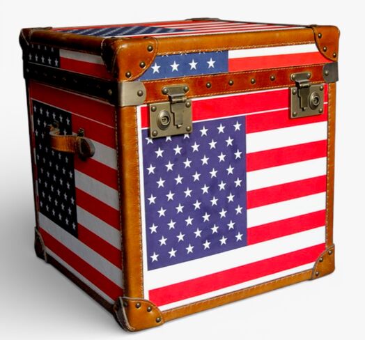 Vintage American Flag Storage Trunk – Decorative Patriotic Chest