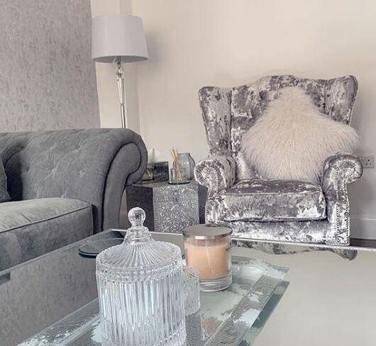 Designer sofas 4u customer picture - chesterfield sofa and chairs 2