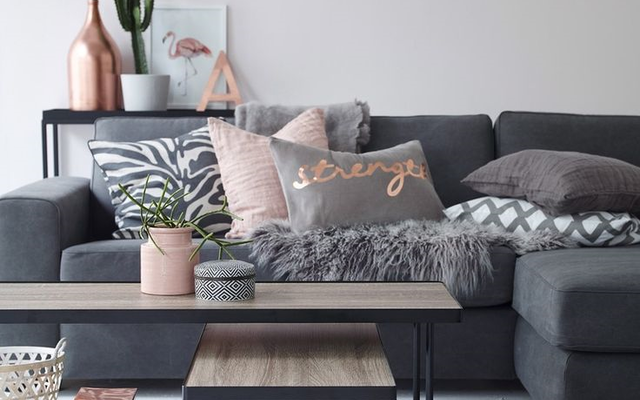 Interior Inspirations – Grey scale Glamour