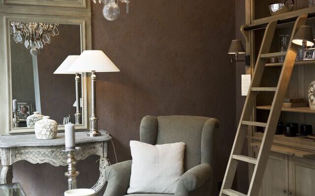 Essential Furniture Pieces You Need to Spruce Up The Living Room