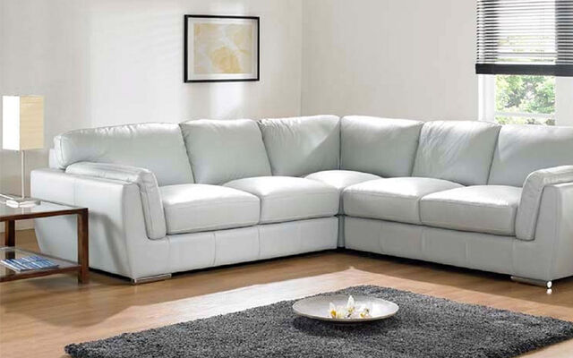 Sofas outstrip top gadgets on Brit's wishlists
