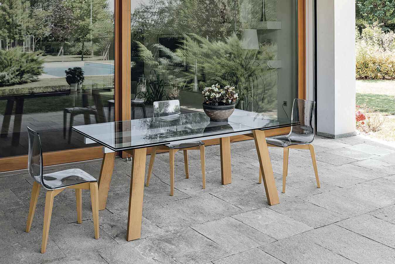 Giove Italian Extendable Dining Table With Natural Wooden Legs Transparent Tempered Glass Top 180cm