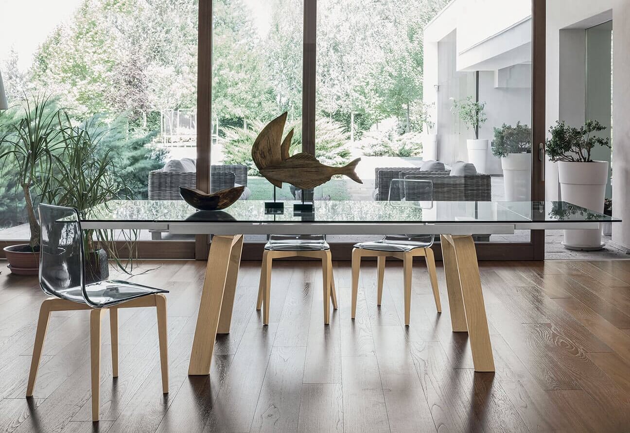 MARTE 180 cm Extendible Table With Natural Wooden Legs Transparent Tempered Glass Top