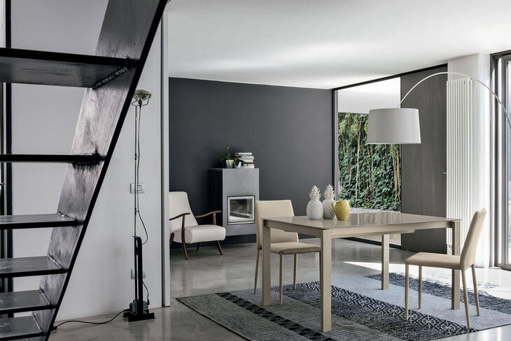 SOLE 140 cm Extendable Table With Corda Painted Aluminum Structure Corda Tempered Glass Top