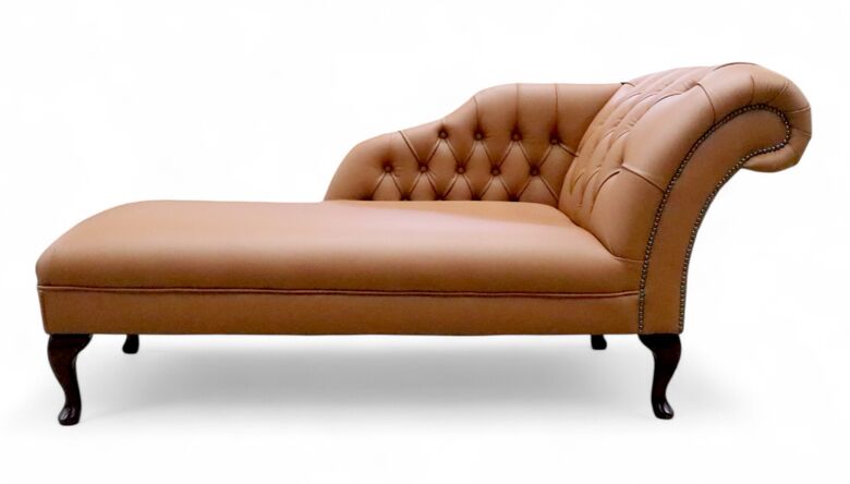 Chesterfield Leather Chaise Lounge Day Bed Saddle Leather