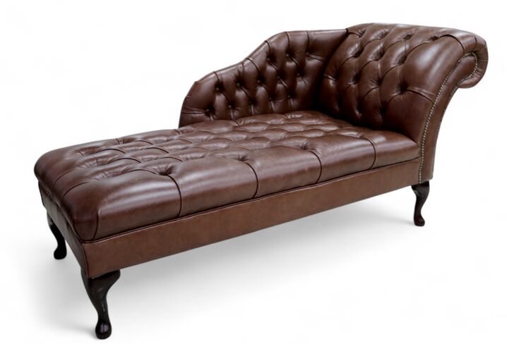 Chesterfield Leather Chaise Lounge Day Bed Old English Hazel Buttoned Seat