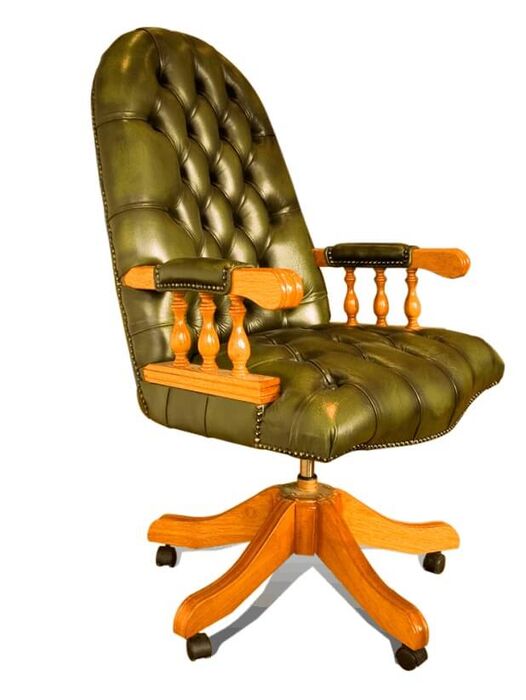 chesterfield-mount-batten-swivel-chair