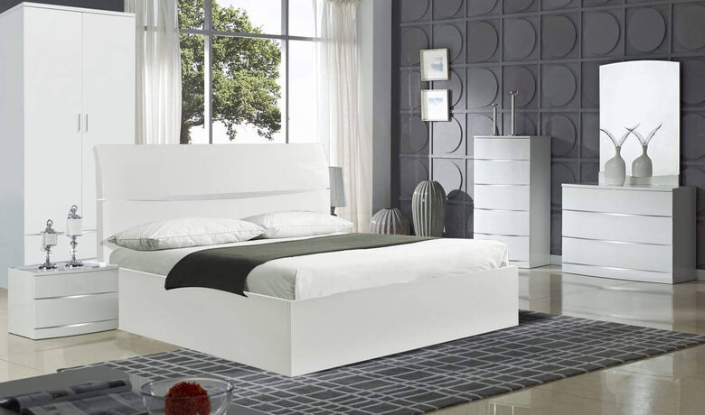 Baldassario White High Gloss Dresser 3 Drawers