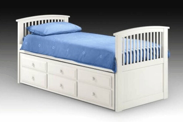 Hornblower Guest Bed Stone White