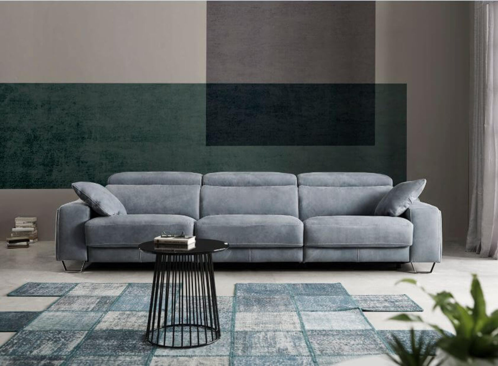 Product photograph of Cinthia Large Italian Leather Sofa from Designer Sofas 4U