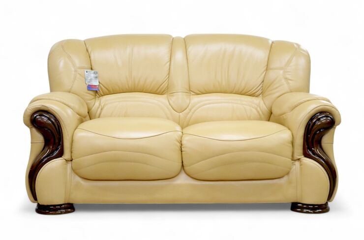 Susanna Italian Leather 2 Seater Sofa Settee Nut Offer